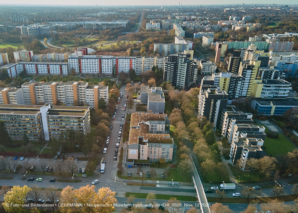 12.11./09.11.2020 - Marx-Zentrum und Umgebung am Karl-Marx-Ring in Neuperlach